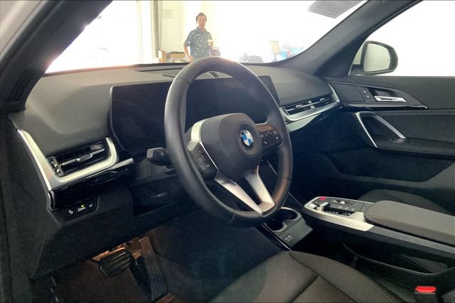Certified 2023 BMW X1 xDrive28i AWD/4WD image 7
