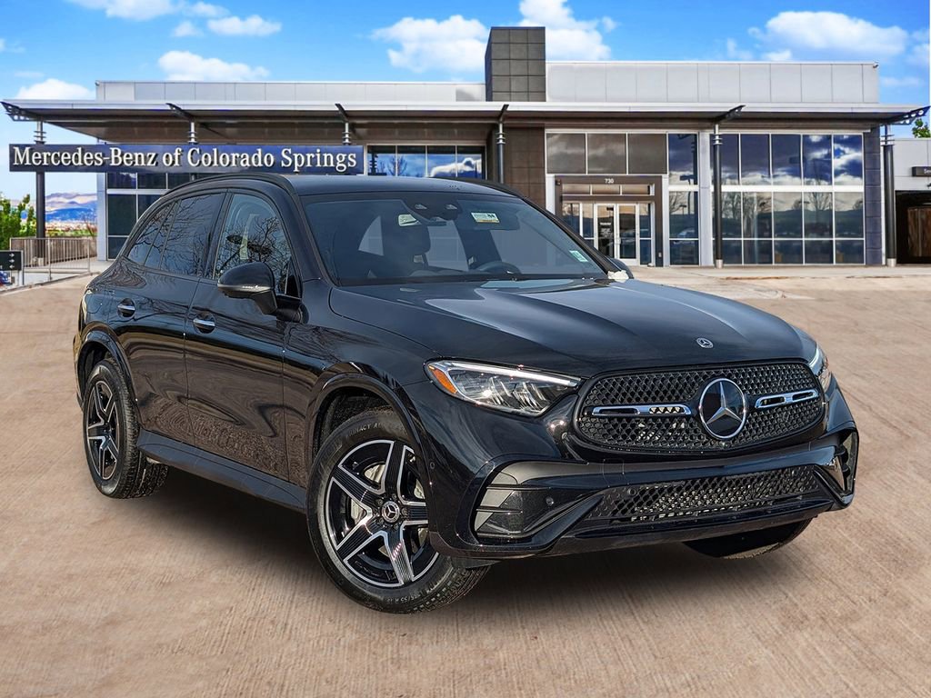 Used 2026 Mercedes-Benz GLC 300 4MATIC image 1