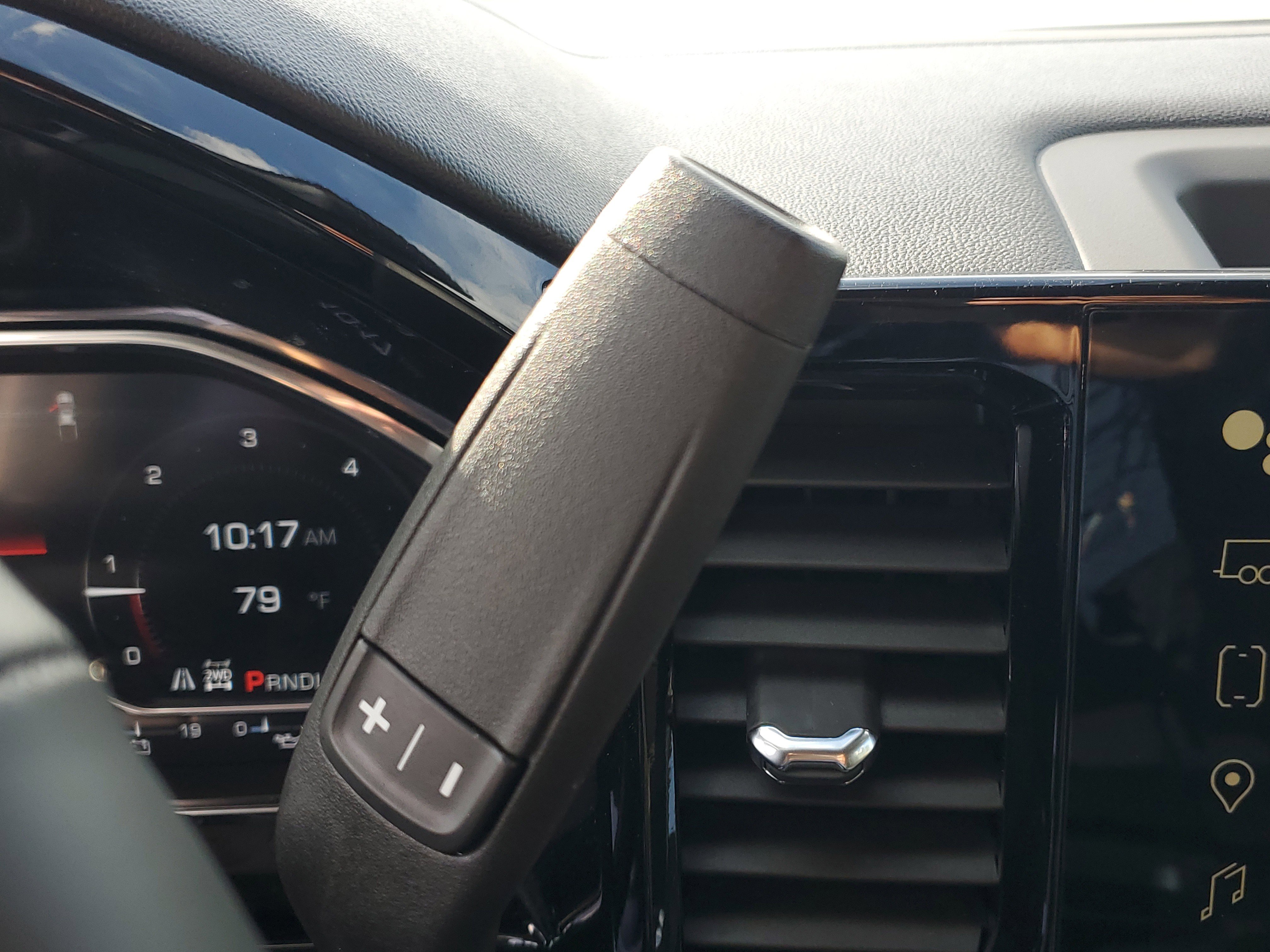 Used 2023 GMC Sierra 1500 SLE image 23