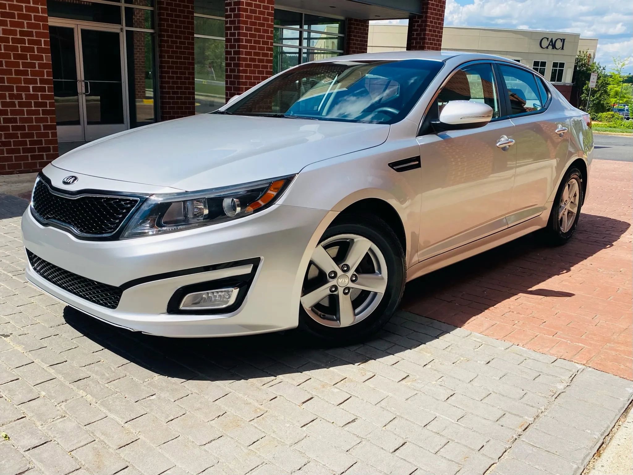 Used 2015 Kia Optima LX w/ LX Convenience Plus Package image 3