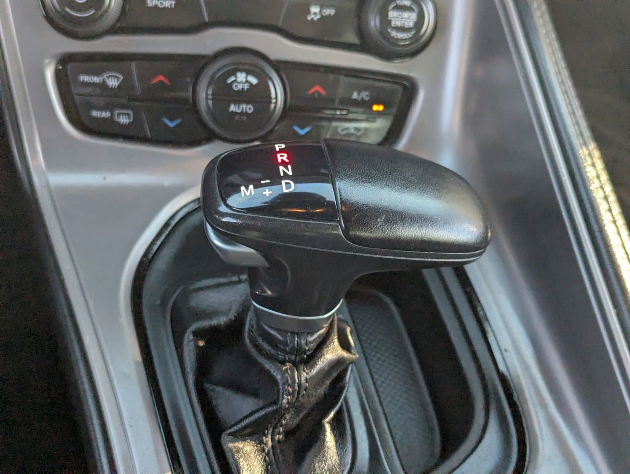 Used 2023 Dodge Challenger SXT image 23