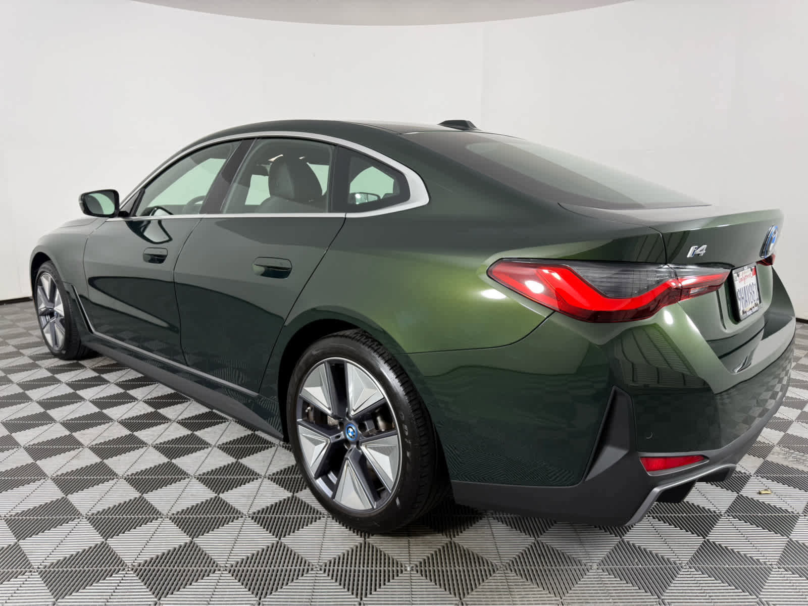 Certified 2023 BMW i4 eDrive35 w/ Premium Package RWD image 5