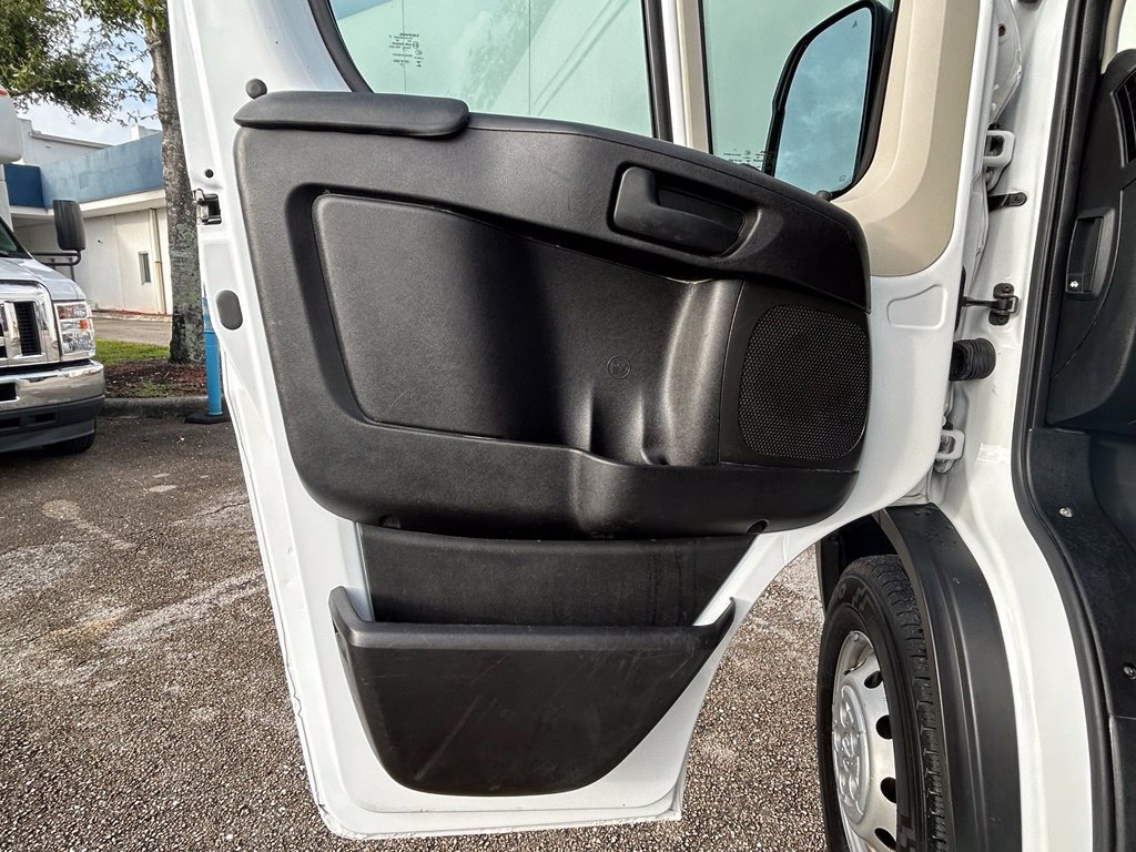 Used 2021 RAM ProMaster 2500 w/ Convenience Group FWD image 30