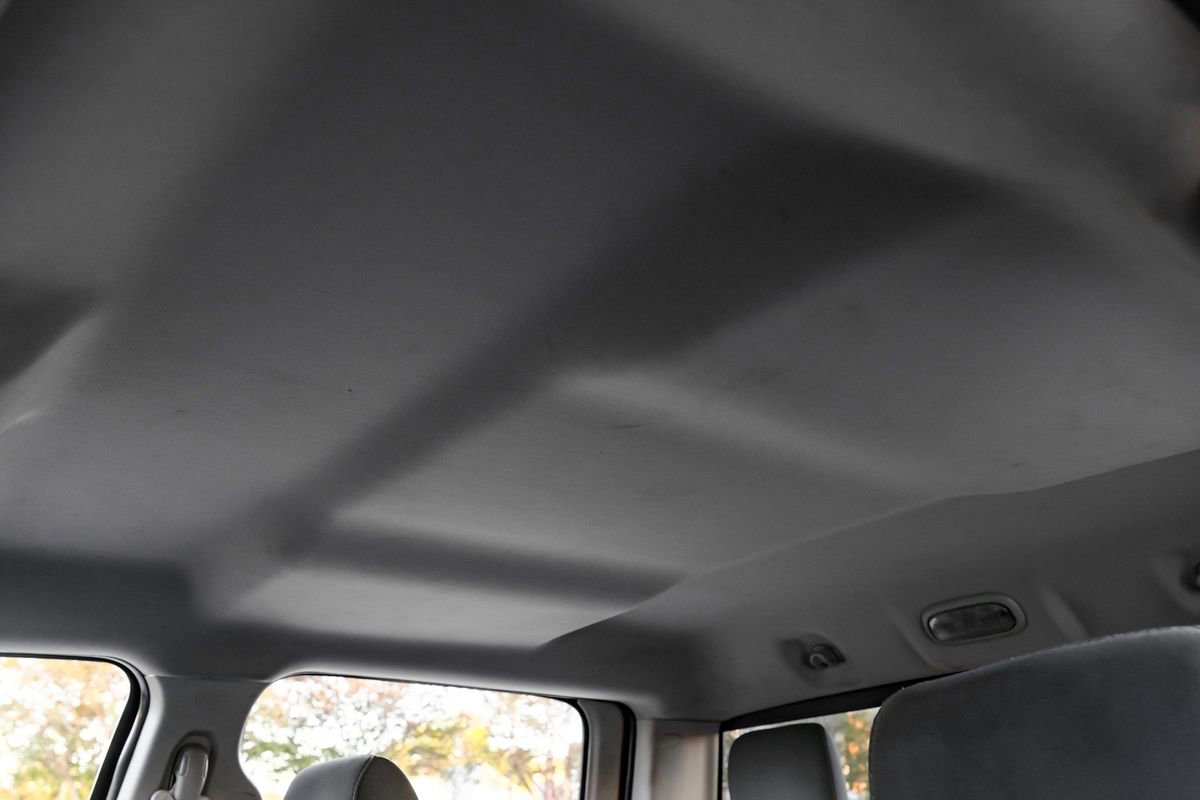 Used 2016 RAM 3500 SLT w/ Cold Weather Group image 27