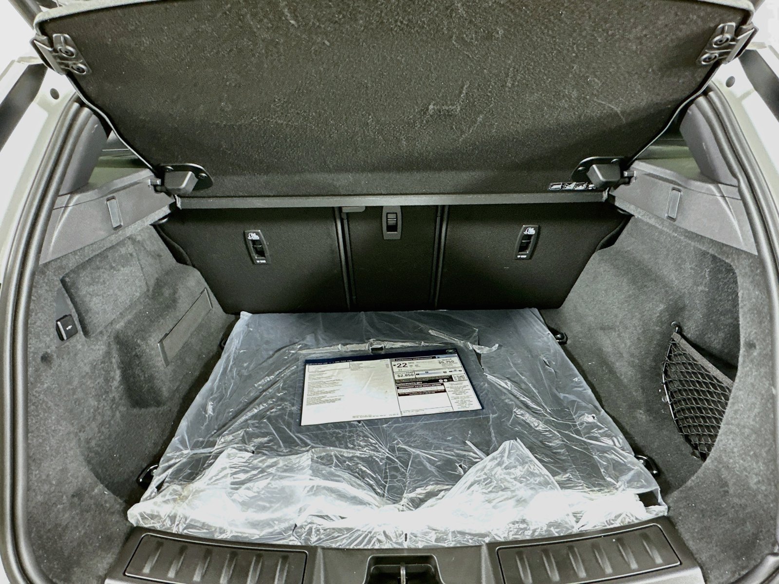 Used 2026 Land Rover Range Rover Evoque S AWD/4WD image 37