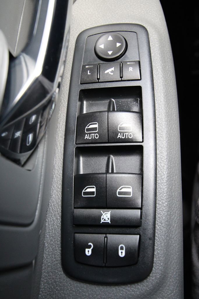 Used 2019 RAM 1500 Classic Warlock AWD/4WD image 25
