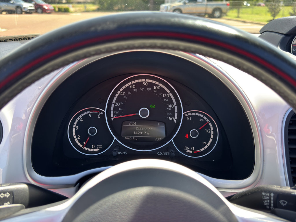 Used 2013 Volkswagen Beetle TDI image 19