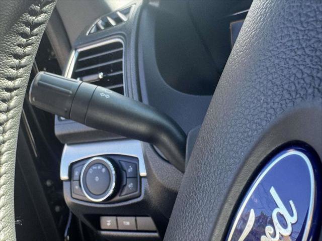 Used 2019 Ford Explorer XLT w/ Equipment Group 202A AWD/4WD image 23