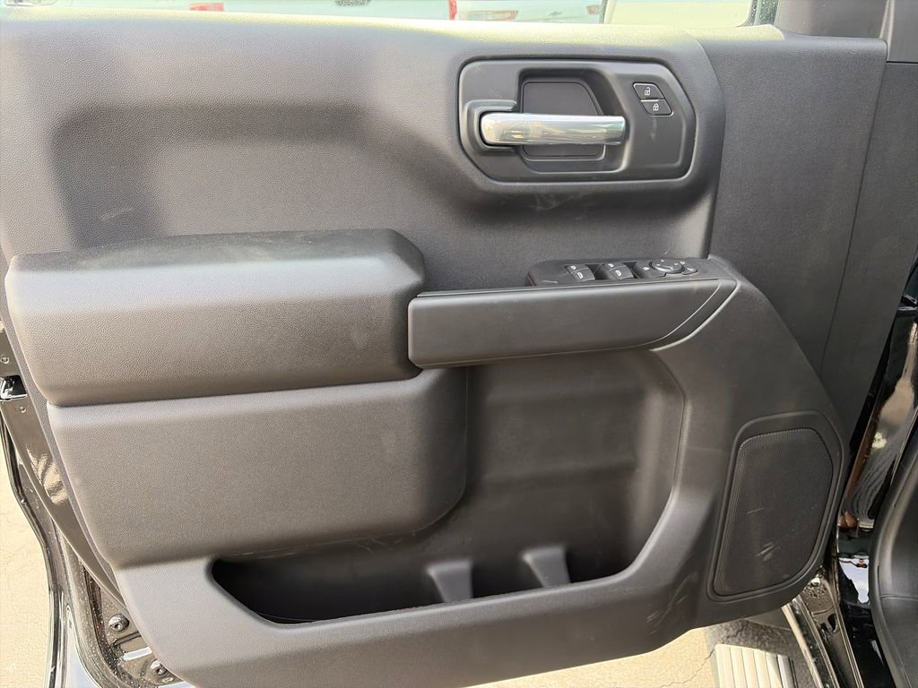 New 2026 Chevrolet Silverado 1500 Custom Trail Boss w/ Dark Appearance Package image 15