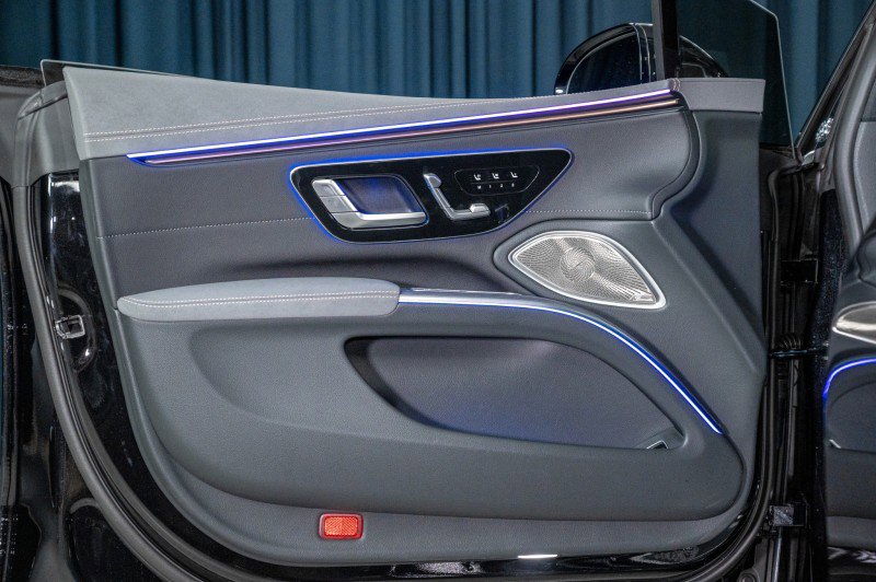 Used 2023 Mercedes-Benz EQS 450+ Sedan image 12