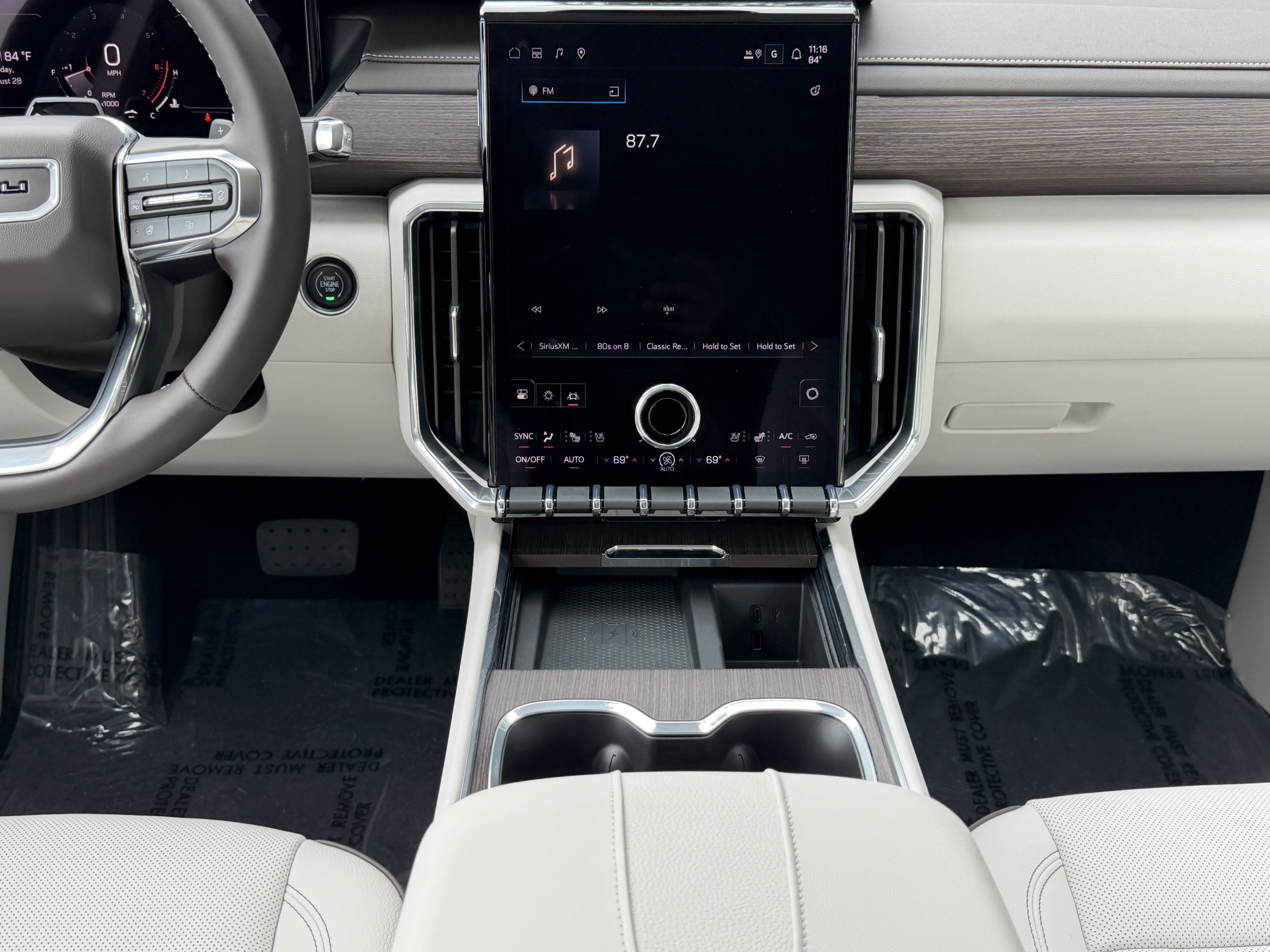 New 2027 GMC Acadia Denali w/ Denali Reserve Package FWD image 24