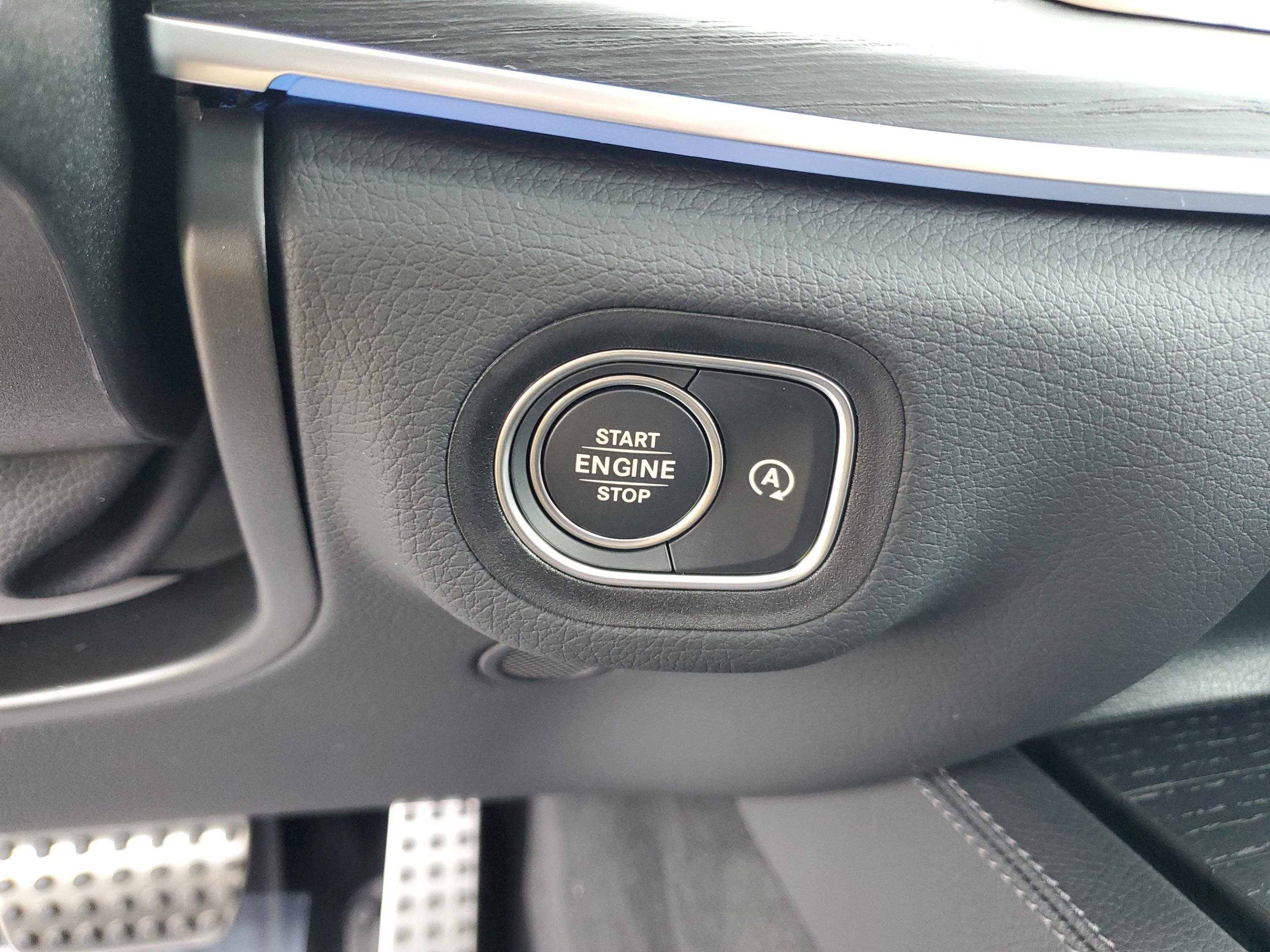 Certified 2026 Mercedes-Benz GLS 450 4MATIC image 31