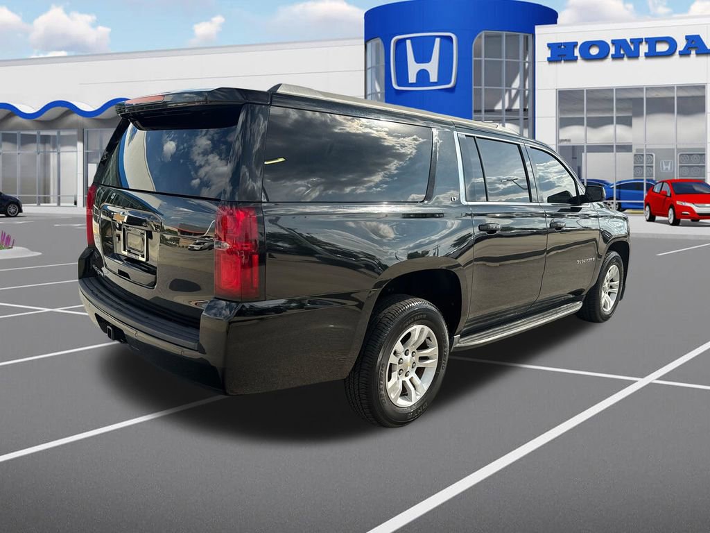 Used 2018 Chevrolet Suburban LT RWD image 9