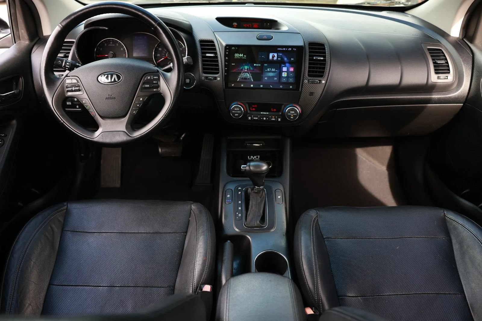 Used 2016 Kia Forte Koup EX w/ EX Premium Package FWD image 2