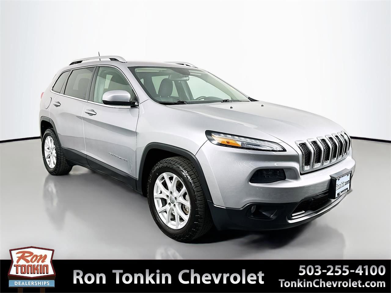 Used 2018 Jeep Cherokee Latitude image 1