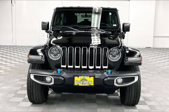 Used 2023 Jeep Wrangler Unlimited Sahara w/ Cold Weather Group image 4