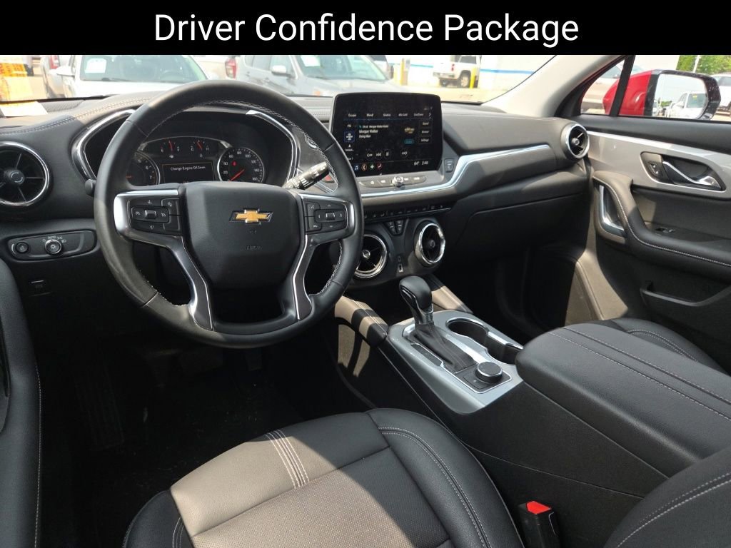 Used 2023 Chevrolet Blazer LT FWD image 13