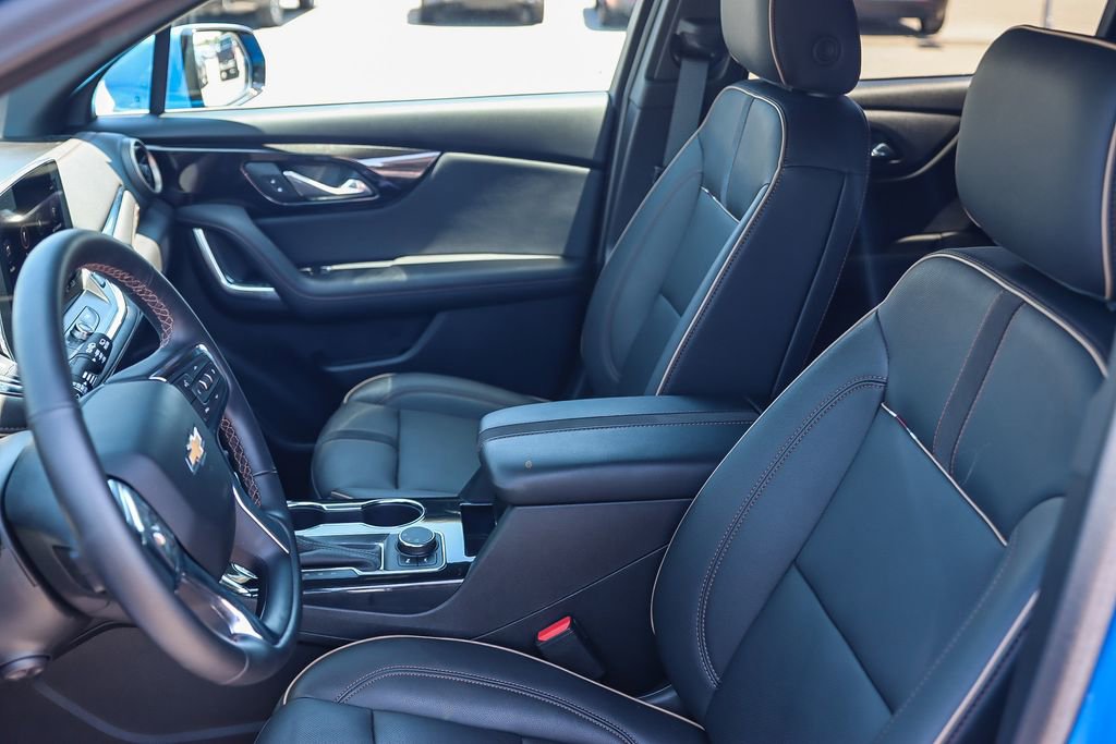 New 2024 Chevrolet Blazer Premier w/ Enhanced Convenience Package image 16