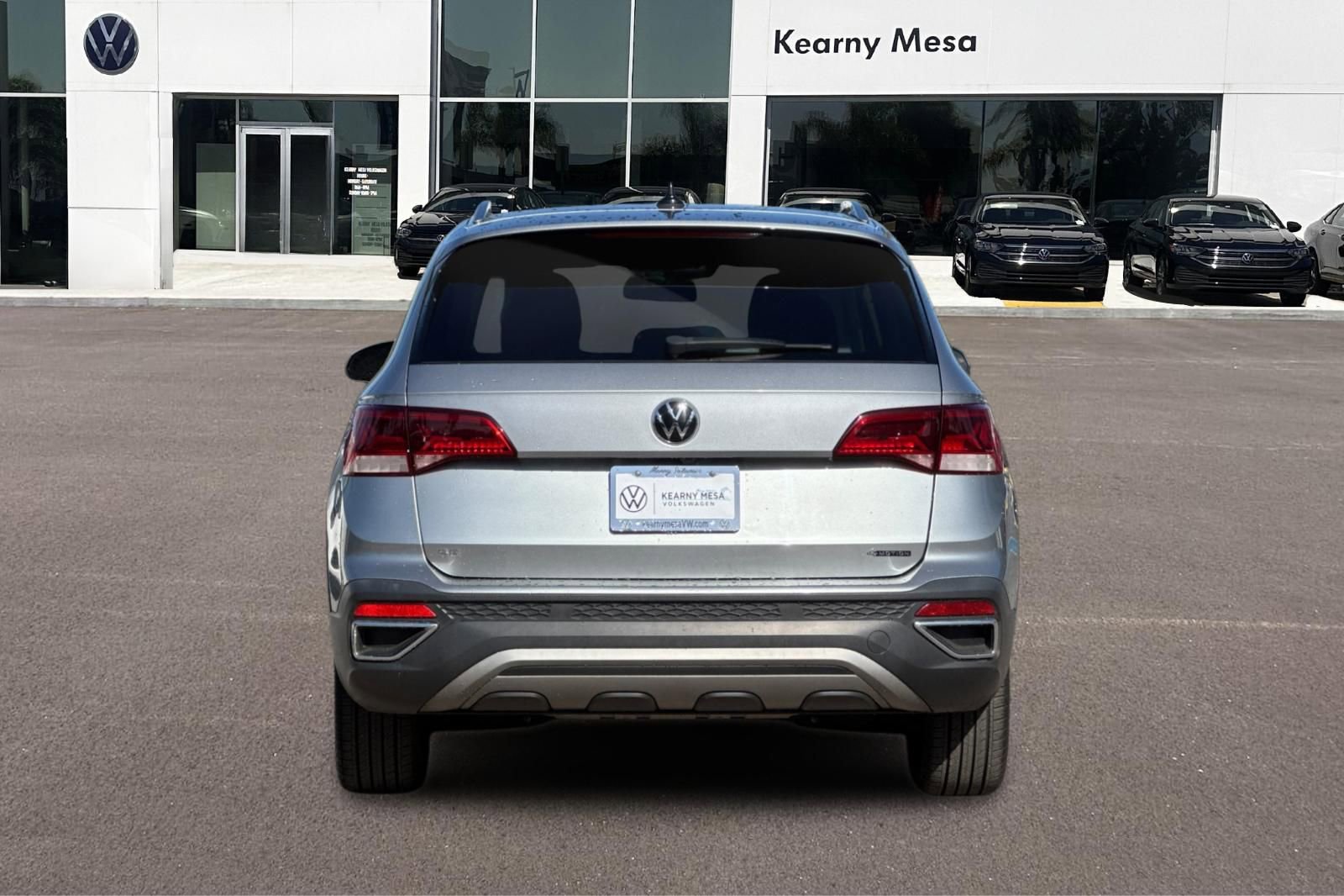 Used 2022 Volkswagen Taos SE image 5