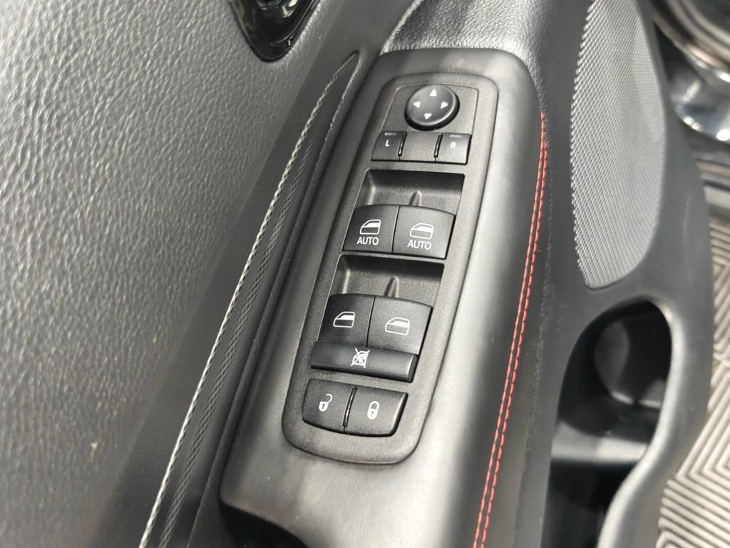 Used 2024 Dodge Durango R/T w/ Tow 'N Go Package AWD/4WD image 57