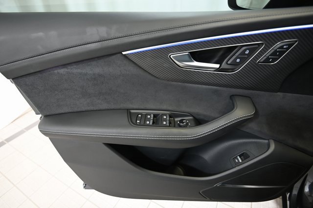 Used 2024 Audi RS Q8 image 22