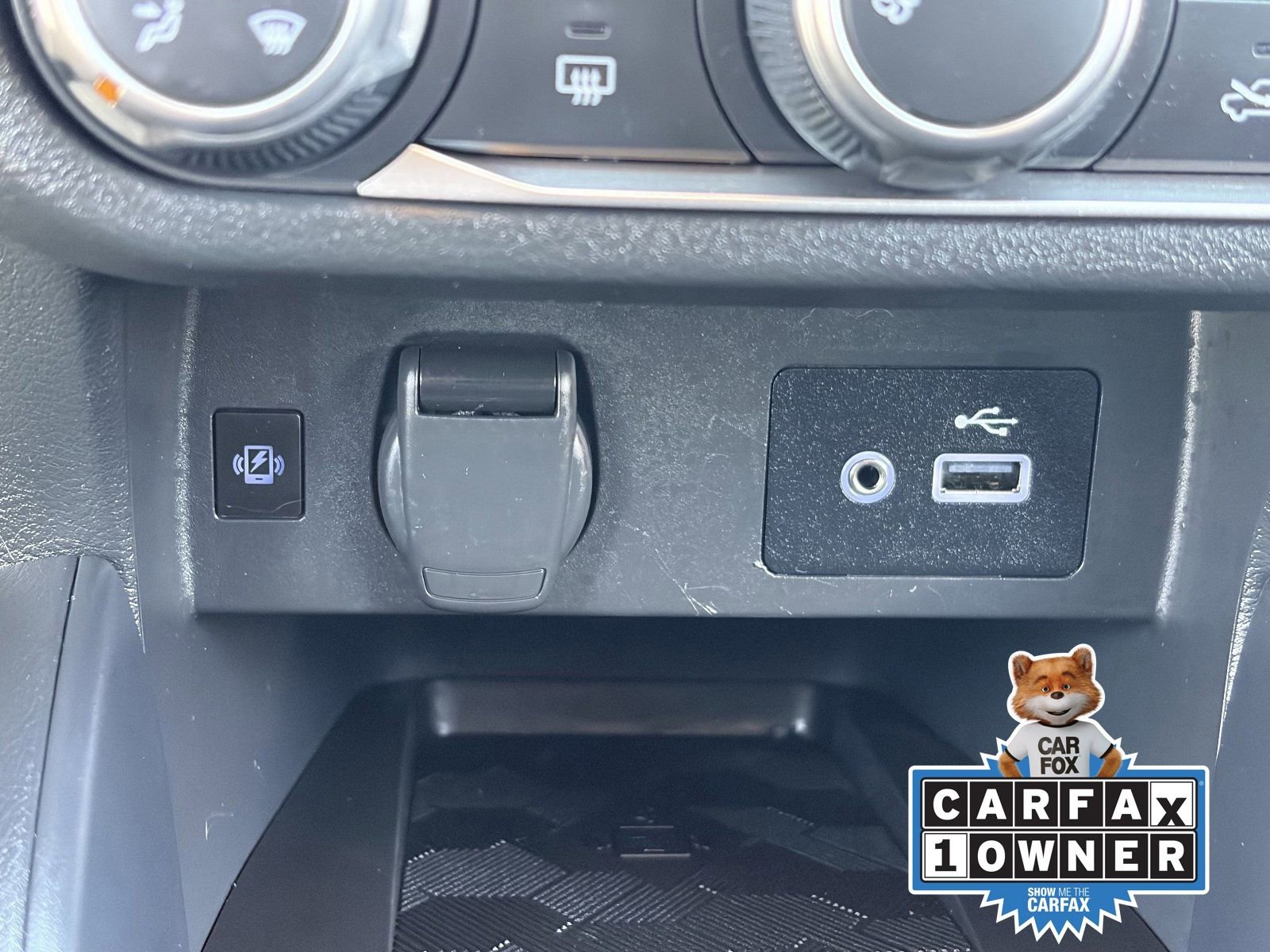 Certified 2025 Nissan Versa SV w/ Trunk Package image 30