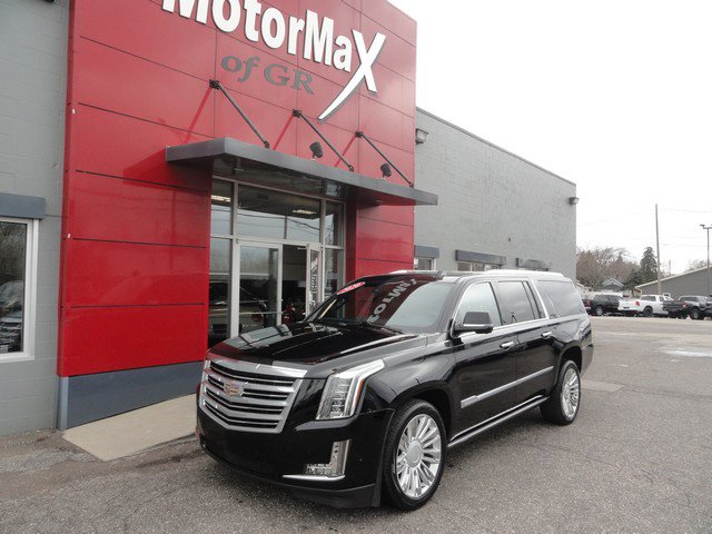 Used 2020 Cadillac Escalade ESV Platinum RWD image 1