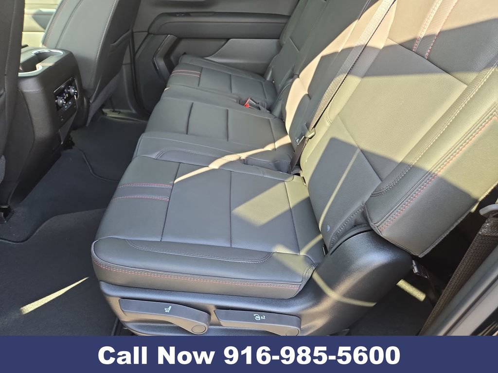 New 2026 Chevrolet Suburban RST image 29