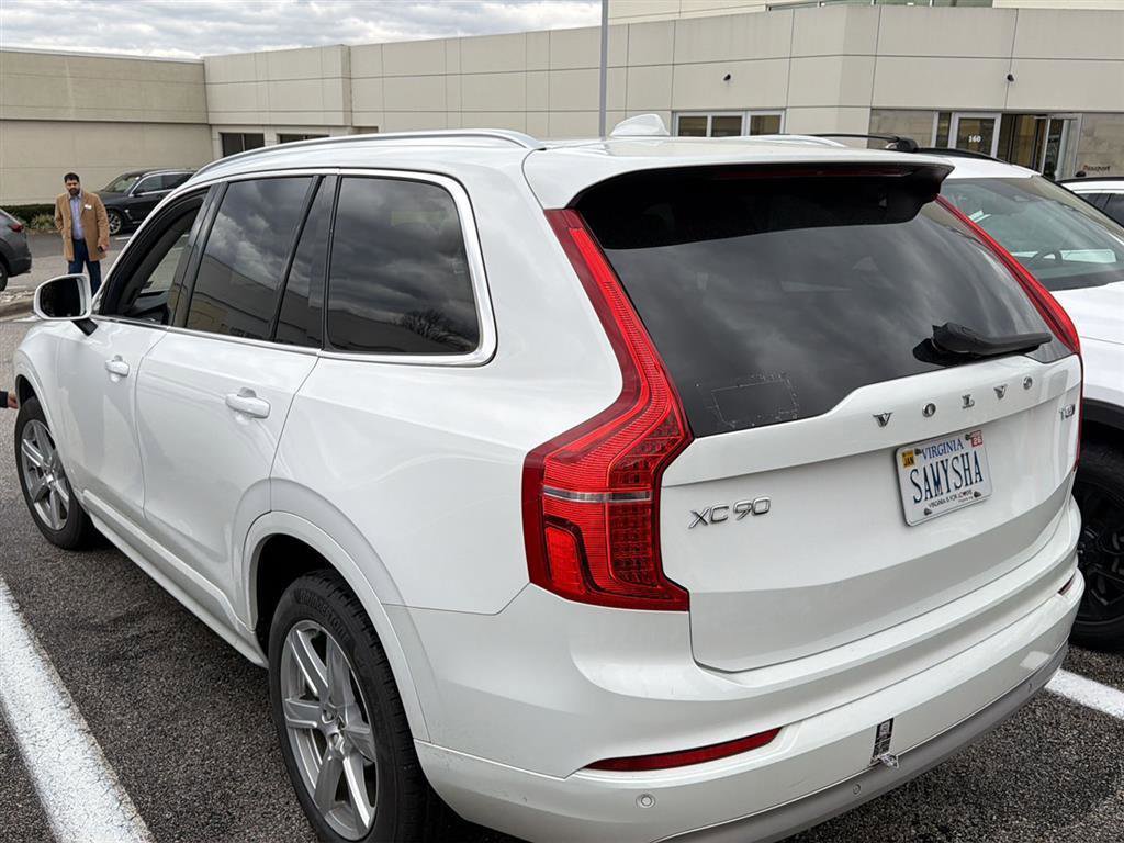 Used 2022 Volvo XC90 T5 Momentum w/ Advanced Package image 42