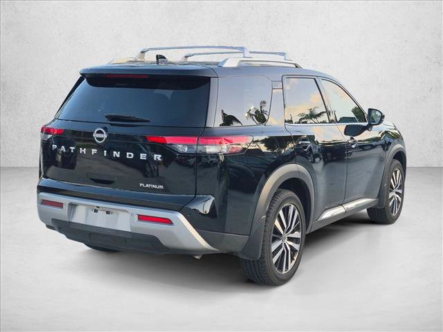 Used 2024 Nissan Pathfinder Platinum FWD image 5