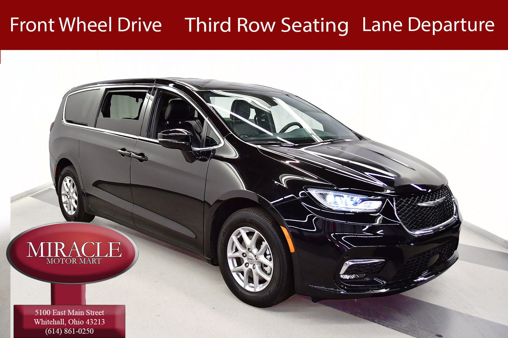 Used 2025 Chrysler Pacifica Select FWD image 1