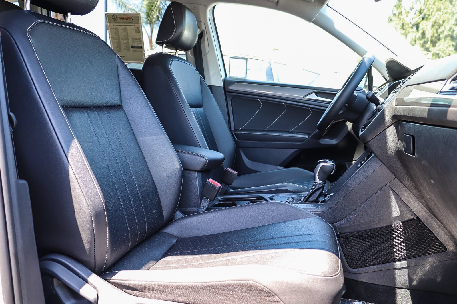 Certified 2022 Volkswagen Tiguan SE FWD image 18