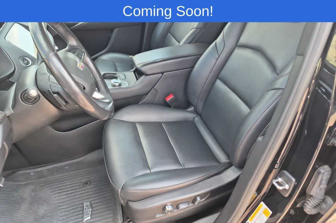 Used 2023 Cadillac XT4 Sport w/ Cold Weather Package AWD/4WD image 16