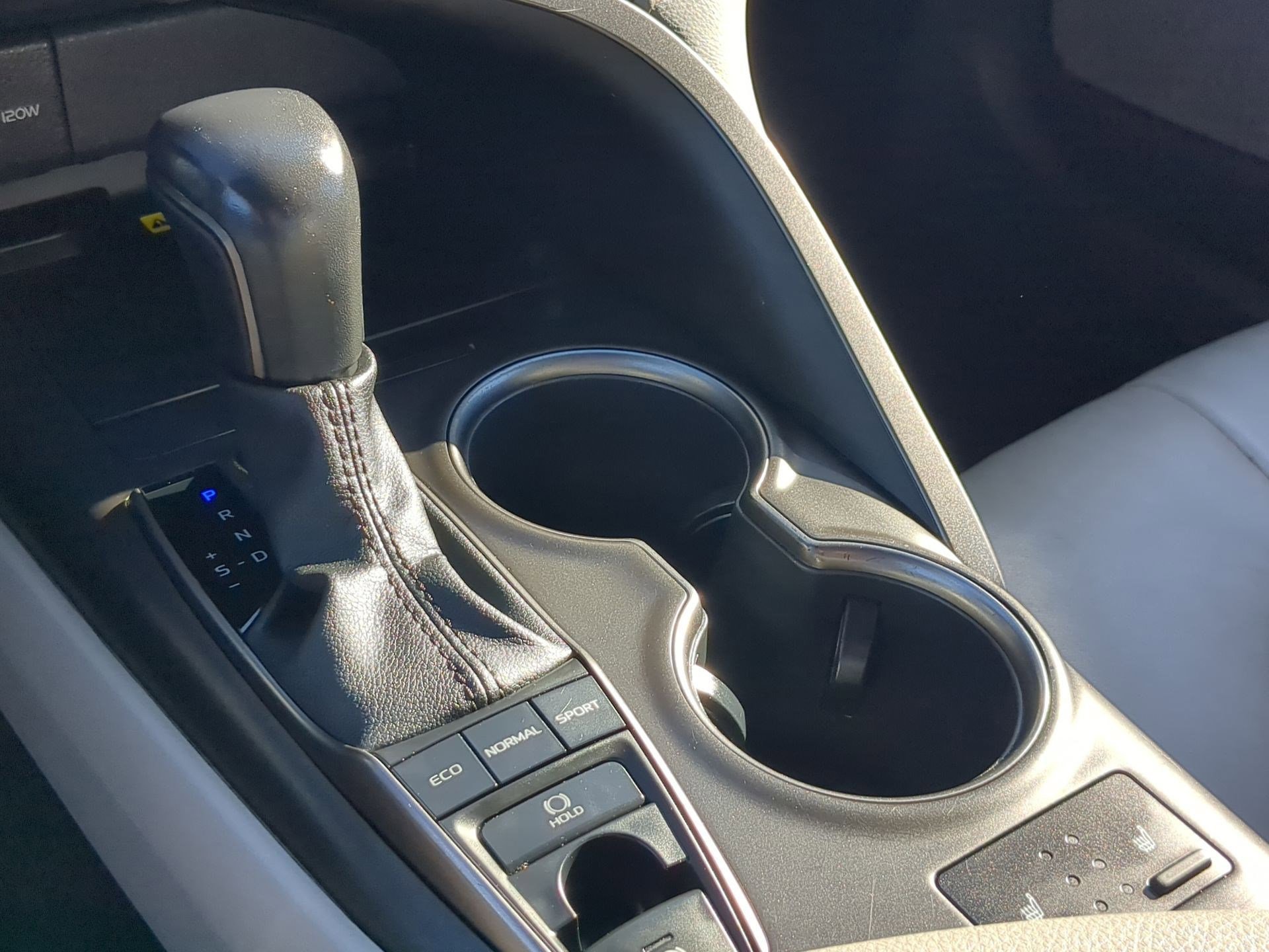 Used 2023 Toyota Camry XSE image 25