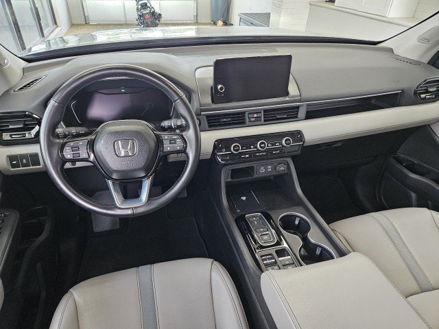 Used 2023 Honda Pilot Touring image 21
