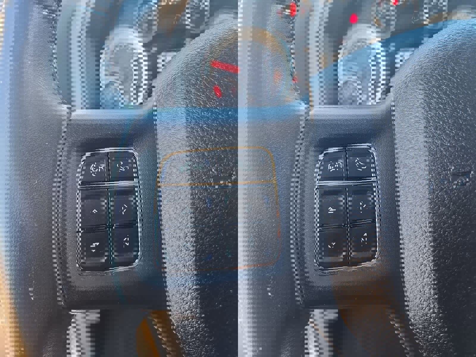 Used 2015 RAM 1500 Lone Star image 23