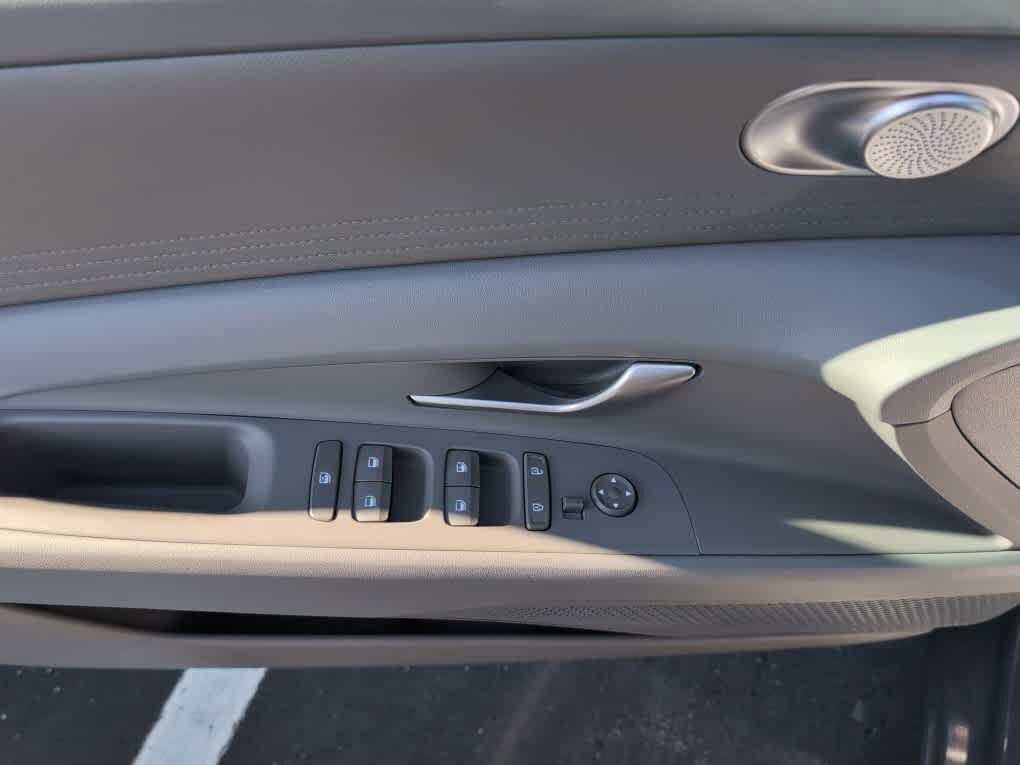 New 2026 Hyundai Elantra SE FWD image 29