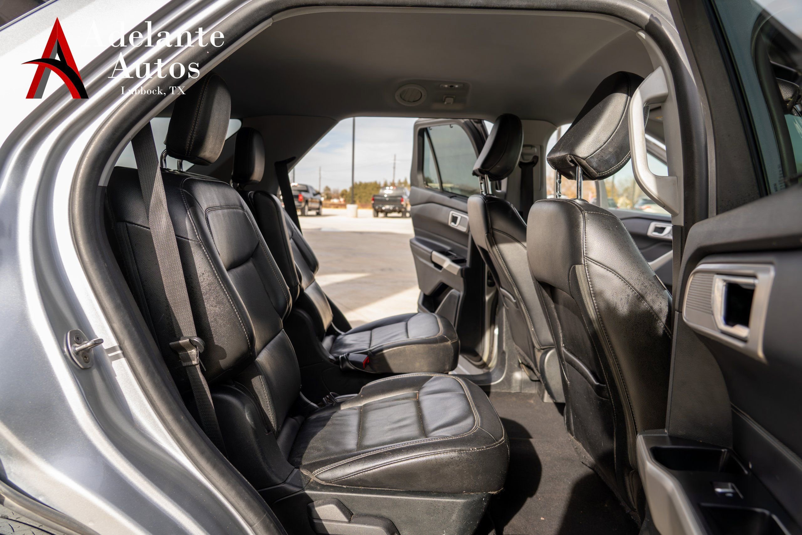 Used 2021 Ford Explorer Limited w/ Equipment Group 301A image 8