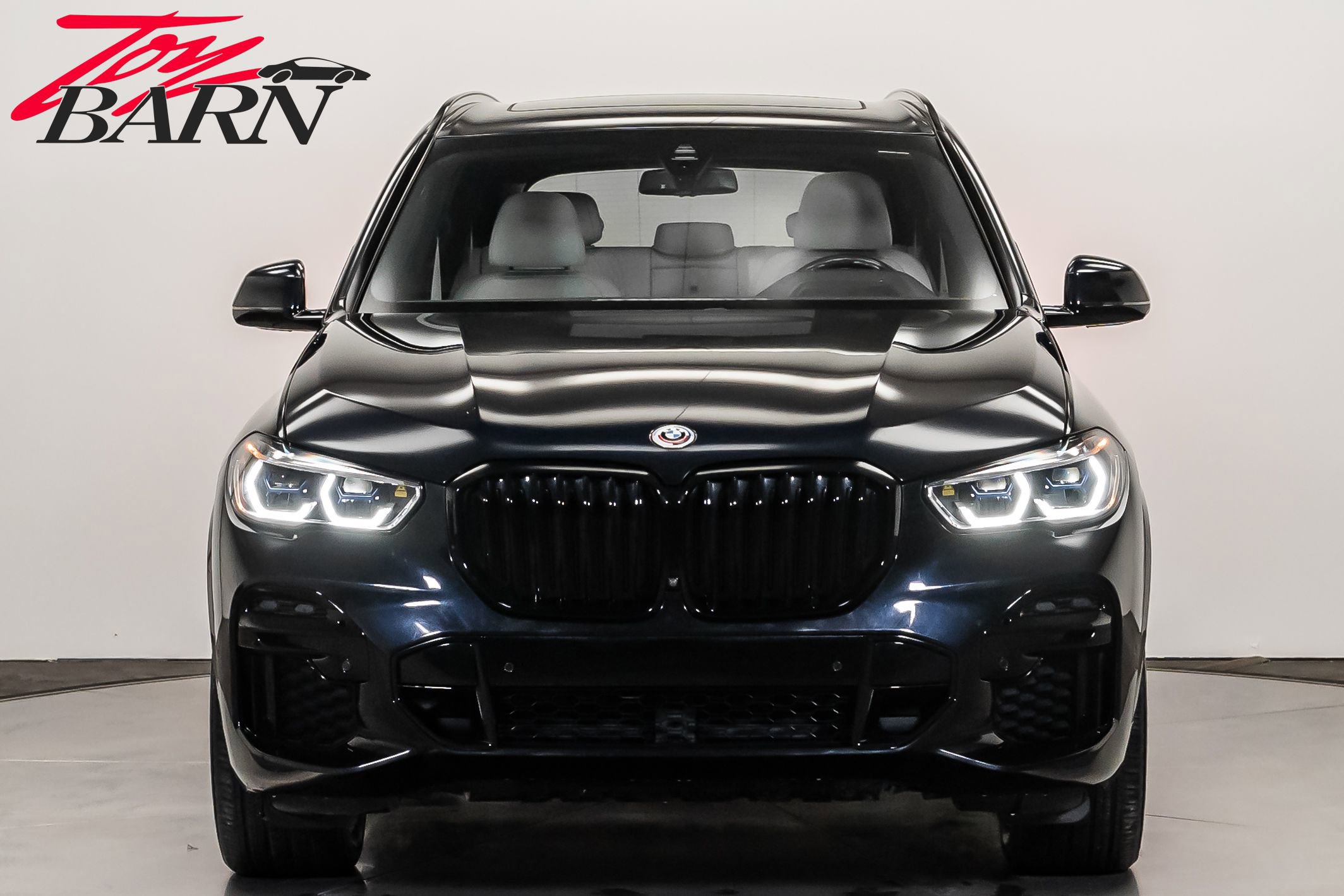 Used 2023 BMW X5 M50i w/ Executive Package image 8