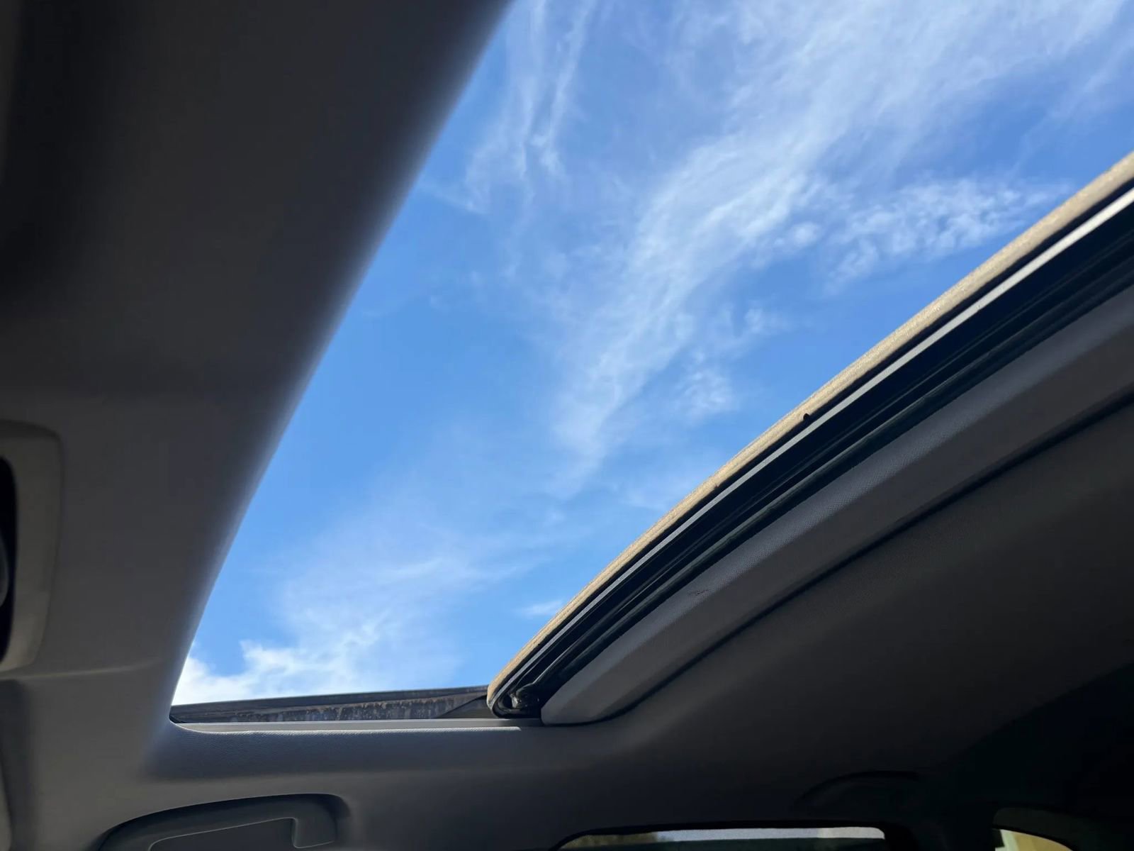 Used 2017 Honda CR-V EX-L image 30