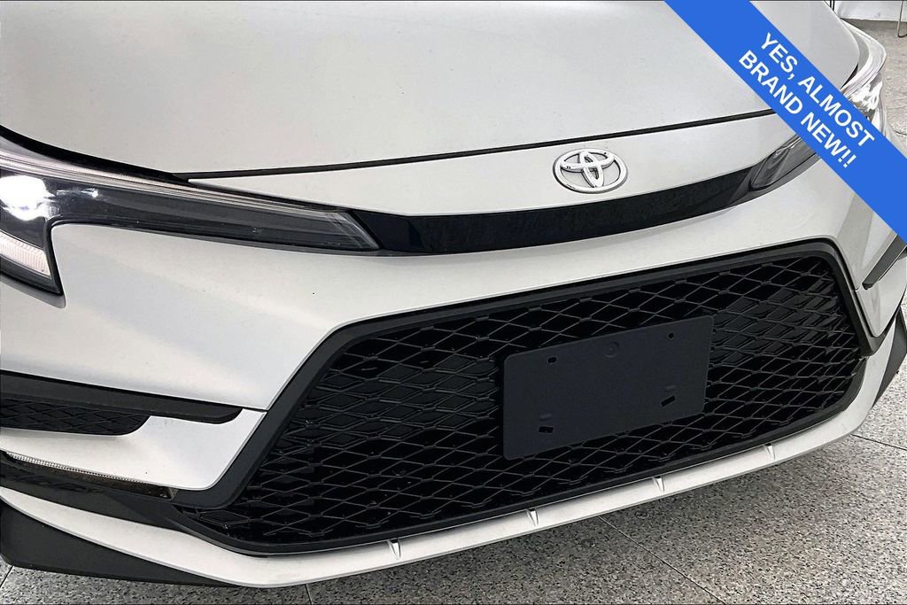 Used 2026 Toyota Corolla SE image 38