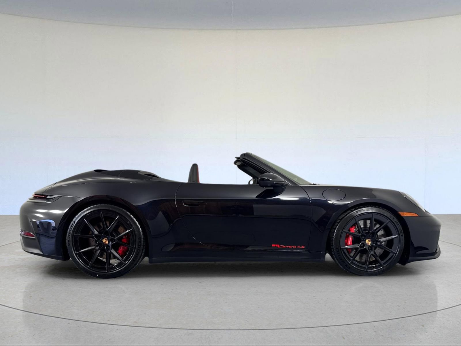 New 2026 Porsche 911 Carrera 4S image 9