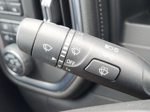 Used 2019 Chevrolet Silverado 1500 LTZ image 39