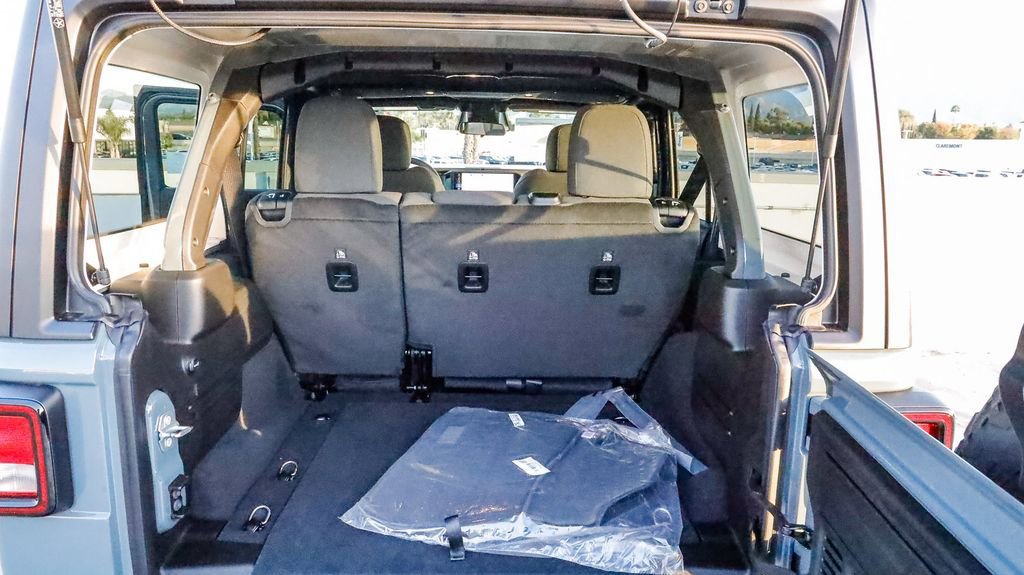 New 2026 Jeep Wrangler Sport S image 29