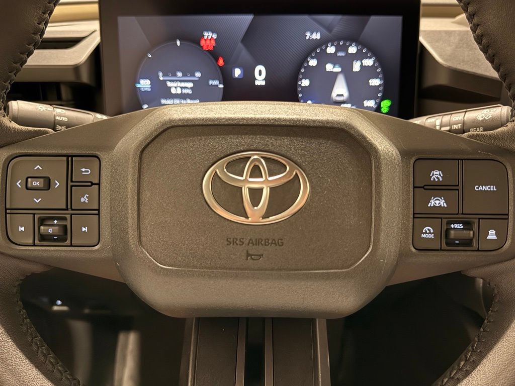 Used 2026 Toyota RAV4 XLE Premium FWD image 21