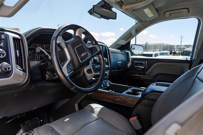 Used 2015 GMC Sierra 2500 SLT w/ Duramax Plus Package AWD/4WD image 18