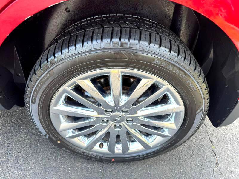 Used 2012 Lincoln MKX AWD image 22