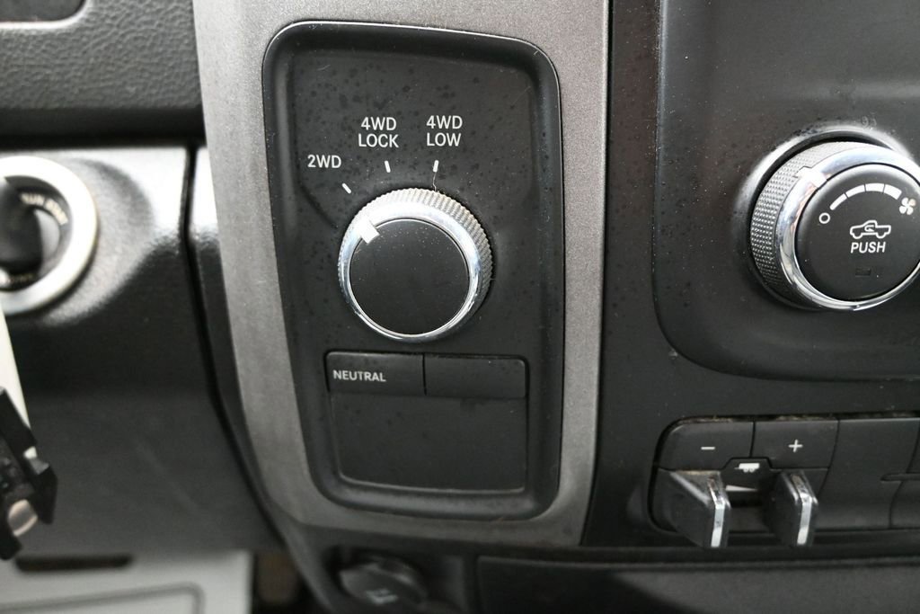 Used 2017 RAM 2500 Tradesman w/ Chrome Appearance Group AWD/4WD image 19
