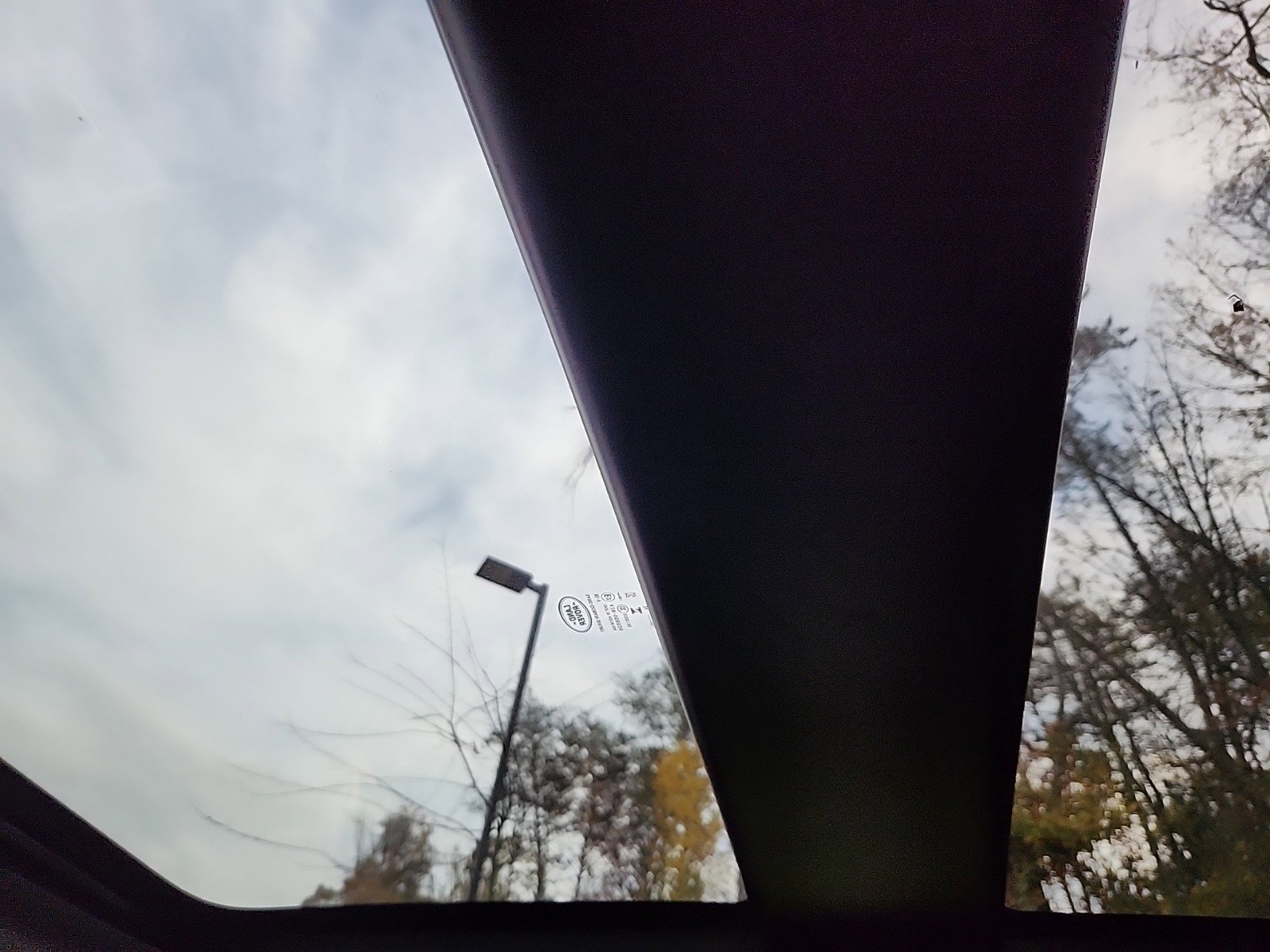 Used 2025 Land Rover Range Rover Evoque S image 26