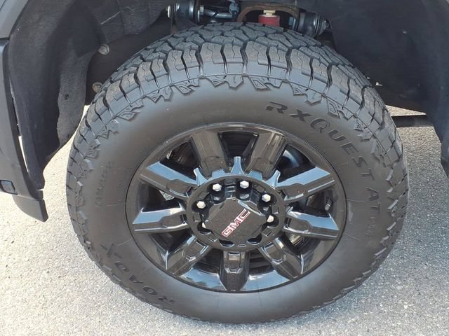 Used 2025 GMC Sierra 2500 AT4 AWD/4WD image 9